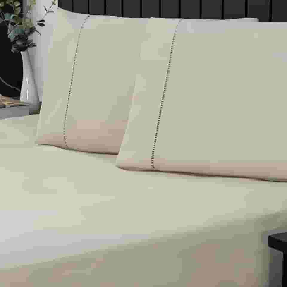 Jogo de Cama Queen Percal 400 Fios Ponto Palito 03 Peças, Antiácaro, Anti-pilling com Toque Macio - Bege