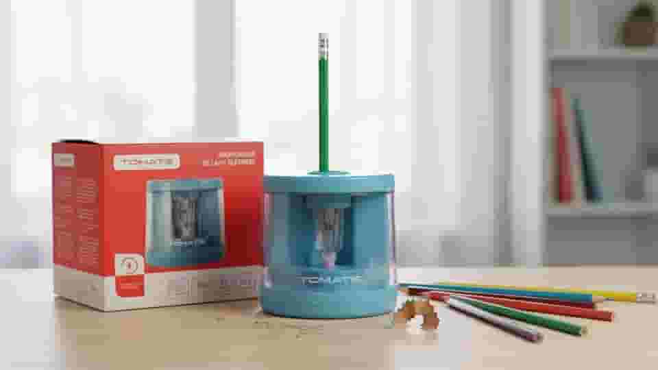 Apontador Elétrico Automático Azul Bebê – Rápido, Seguro e Compacto para Escola, Escritório e Uso Diário