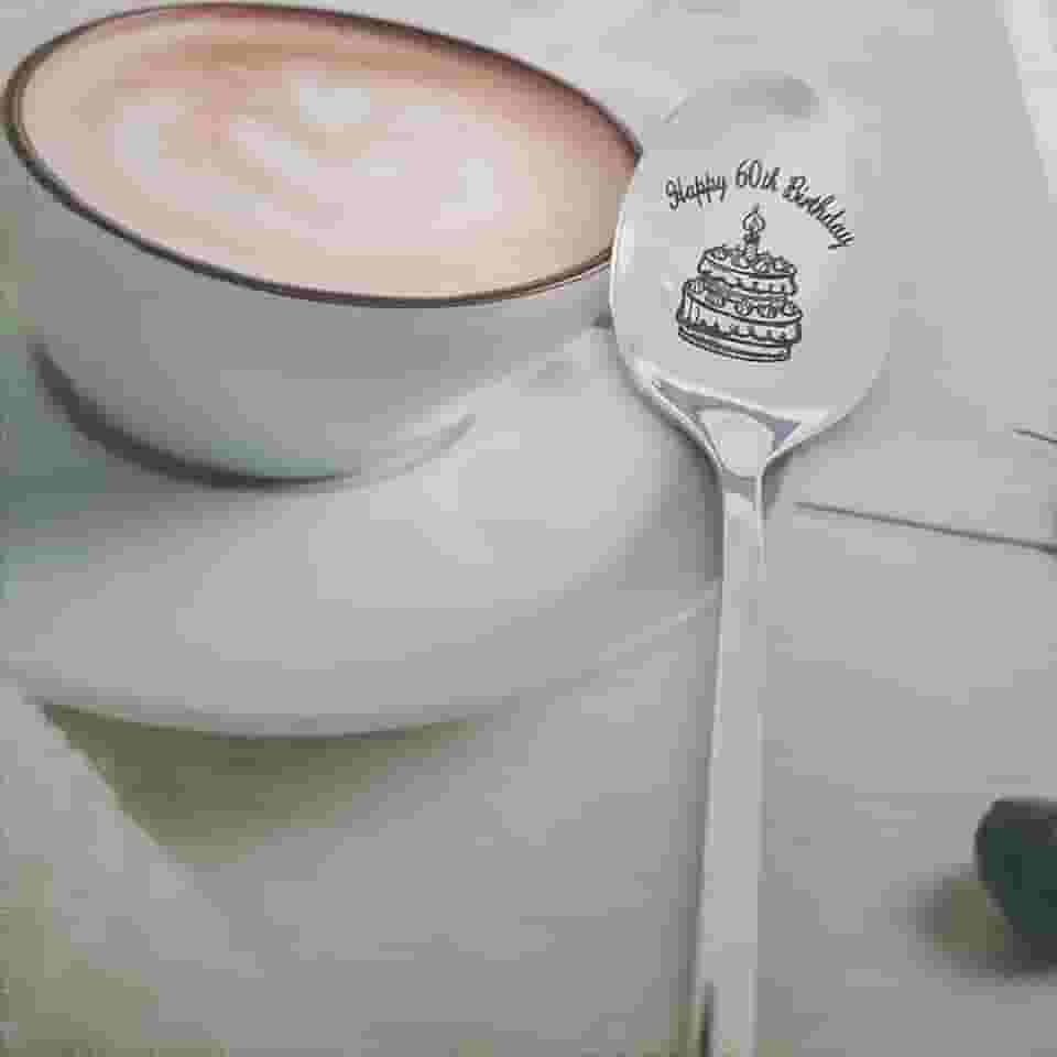 Colheres de presente de aniversário de 60 anos para mulheres e homens, colher de feliz aniversário de 60 anos, presentes para amantes de café, chá, avô, sobrinha, 60 anos, presente de aniversário para