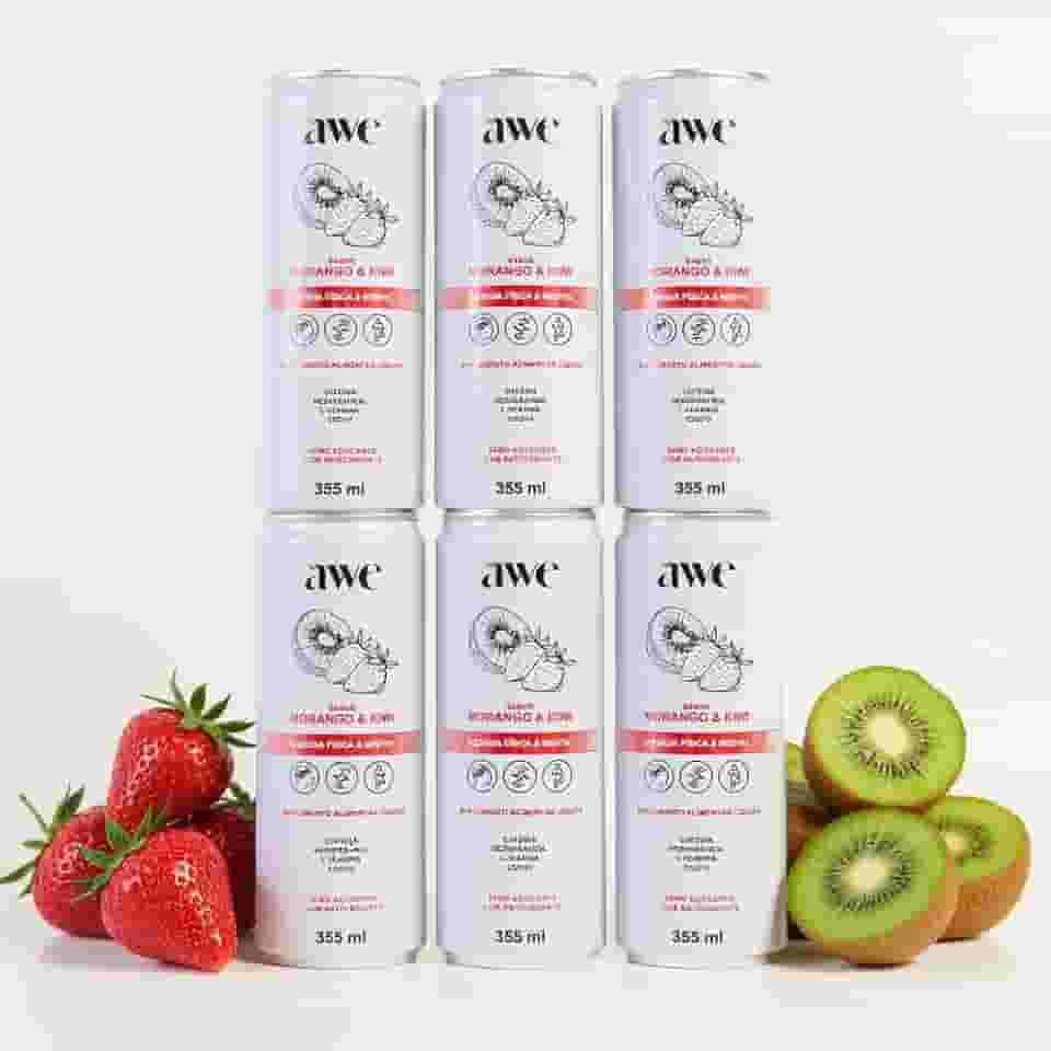 Bebida Energética Funcional AWE Energy Sabor Morango e Kiwi – Pack com 6 Latas de 355ml – Boost de Energia com Sabor Frutado para Foco, Concentração e Disposição Diária - Livre de Calorias, Açucar e Glúten!