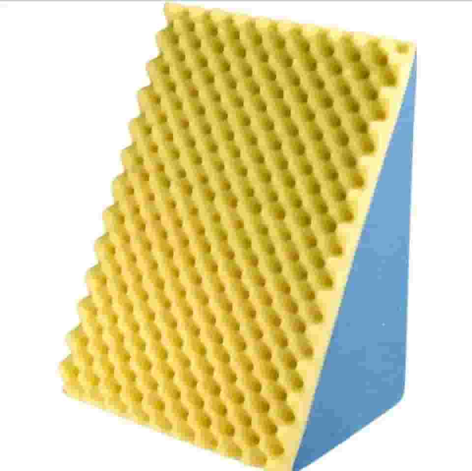 Travesseiro Triangular Paropas Suave Encosto + Capa