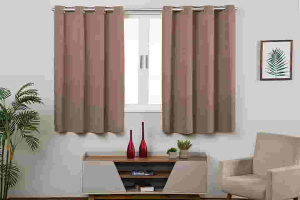 Cortina Blackout Térmica Vários Tamanhos com Ilhós Cromado | Anti Luz e Frio | Tecido Grosso para Quarto e Sala | Instalação Simples | Elegante e Funcional (Avelã, 2,80m x 2,30m)