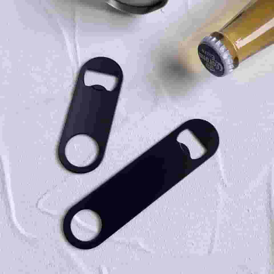 Pacote com 2 abridores de garrafa planos de aço inoxidável para cerveja, refrigerante e muito mais - Utensílios de cozinha duráveis para restaurantes, bares e uso doméstico