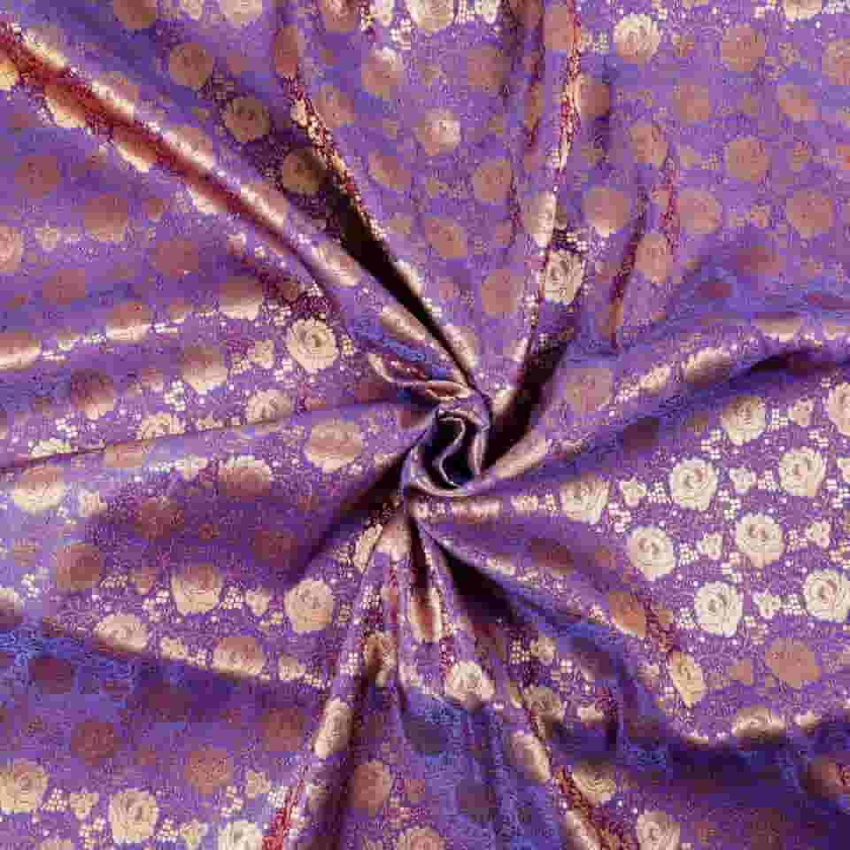 CraftyArt Tecido de seda brocado roxo indiano Banarasi Brocado da The Yard para vestidos de casamento, jaquetas, blusa, tecido, largura é de 109 cm (aproximadamente)