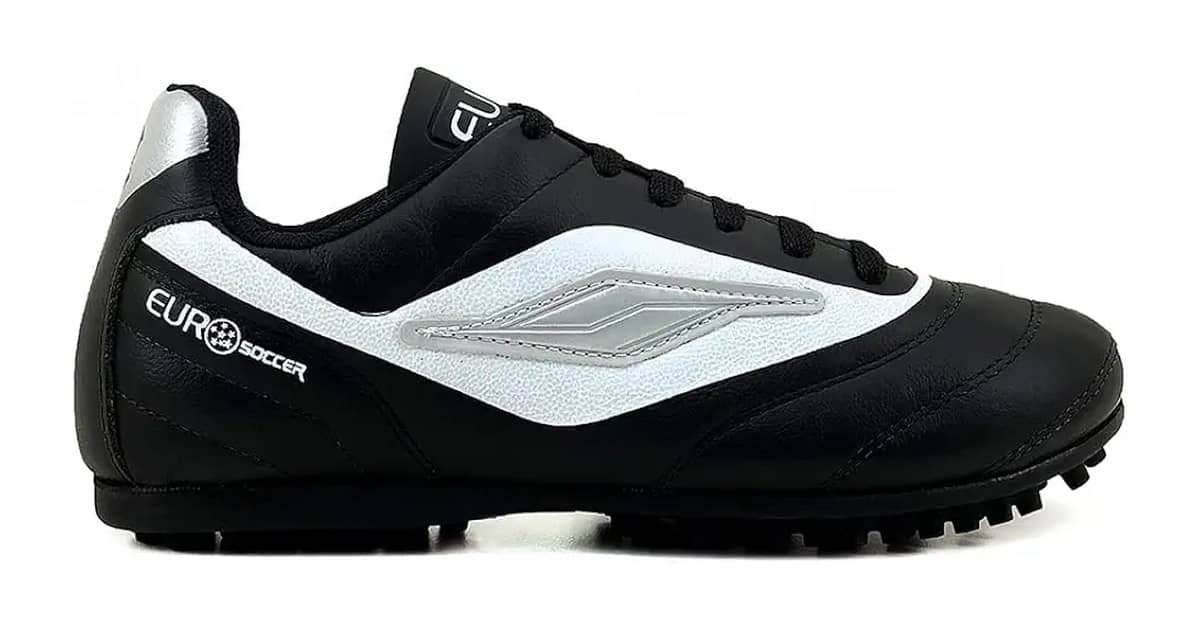 Melhor Chuteira Society Couro: Durabilidade e Conforto