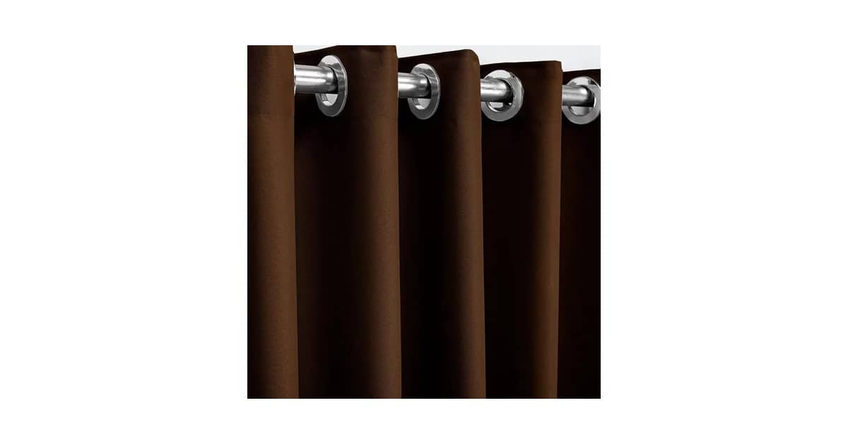 Qual É a Melhor Cortina Blackout Para Escurecer o Quarto? Tecido ou PVC?