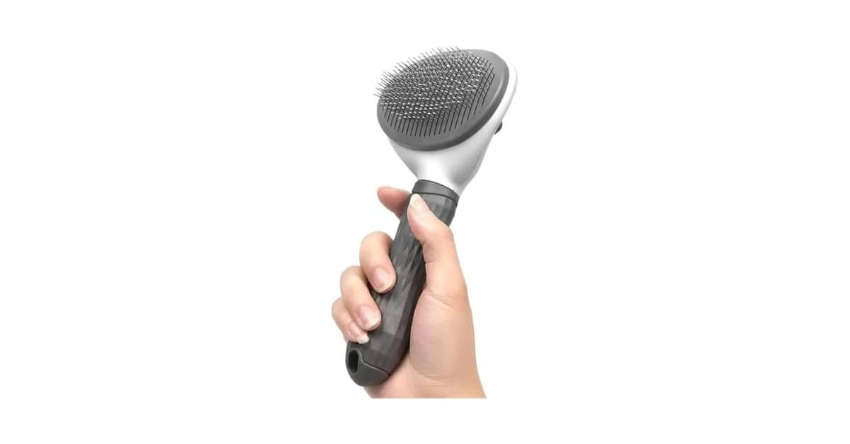 Qual É a Melhor Escova Para Remover Pelos Mortos de Cães? Análise de 10 Modelos