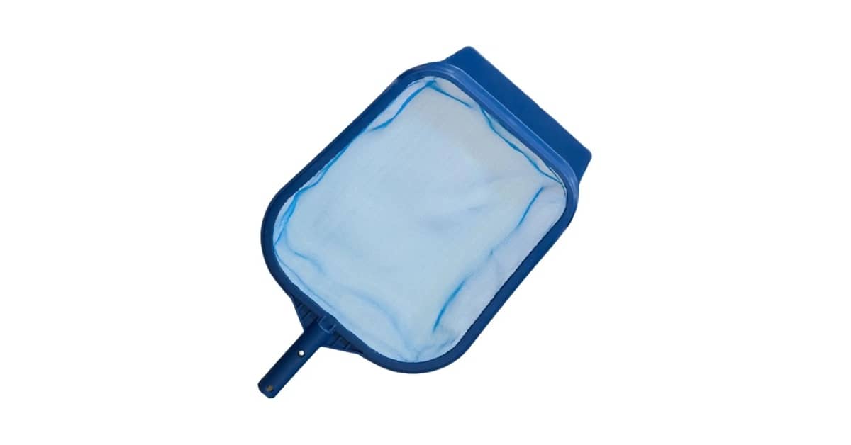 Qual É a Melhor Peneira Para Limpar Folhas da Piscina