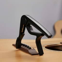 Capotraste/Braçadeira 007 para Violão, Guitarra, Baixo e Ukulele