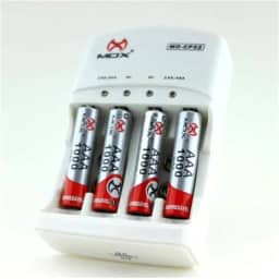 Carregador Pilhas Mox Aa Aaa 9v Com 4 Pilhas Aaa MO-CP52