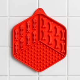 Comedouro Tapete Lambedor de Alimentação Lenta para Cães e Gatos com Ventosas 3 Divisórias e Textura (VERMELHO)