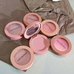 Blush em Pó Compacto, Cor Pêssego Natural, Longa Duração à Prova d'Água, Acabamento Matte