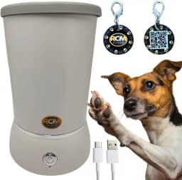 RCM Group® - Limpador Automático de Patas de Pet em Silicone Confortável Eficiente Facilita Limpeza Remove Sujeira Acompanha Tag de Identificação e Localização do Pet com QR Code - RCM Group® (BRANCO)