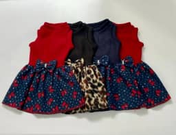 Vestido de Soft para Pet com Laço e Strass - Confortável, Estiloso e Prático - Tamanhos PP, P, M, G e GG - Ideal para Passeios e Ocasiões Especiais (GG)