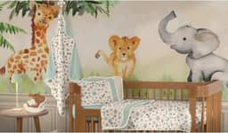 Kit Berço Selva Safari, Conjunto com Lençol, Fronhas e Manta Dupla Face, 100% Algodão, Decoração Infantil com Elefantes e Girafas, Verde e Bege