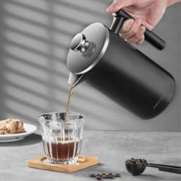 Cafeteira de Prensa Francesa com Parede Dupla em Aço Inoxidável,700 ml, Térmica, 60 MinutosTempo de Preservação do Calor, Filtragem Perfeita, Aço Inox 304. Preta com Tampa Prata |