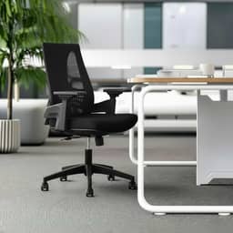 Cadeira De Escritório Nr17 Ergonômica Diretor Giratória Modelo Toledo Cor Preto