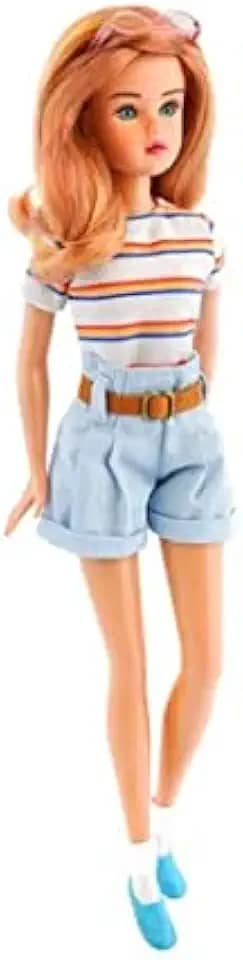 Estrela Boneca Susi Max Strange Things - Edição Limitada 2021 - Boneca com Bermuda, Óculos, Cinto, Camiseta, Meia e Tênis - Criança Feminina