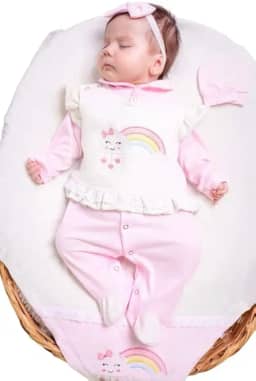 Saída Maternidade Menina Nuvem 04 Peças Arco Iris Roupas de Bebê