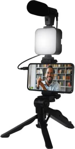 Kit de Gravação Completo com Tripé, Luz LED e Suporte para Celular – Ideal para Vlogs, Lives e Vídeos Profissionais Tripé com Luz LED e Microfone para Celular – Kit Vlogging Profissional Premium