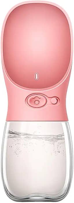 Bebedouro Portátil para Cães e Gatos 2 em 1 Garrafa de Água com Comedouro Anti Vazamento 500ml Ideal para Passeios e Viagens (Rosa, 500 ML)