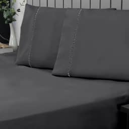 Jogo de Cama Casal Percal 400 Fios Ponto Palito 03 Peças, Antiácaro, Anti-pilling com Toque Macio - Chumbo