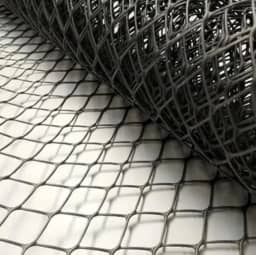 Tela Plástica Preta para Proteção, 20m x 1,5m ou 1m, Malha 2cm, Resistente à Água, para Galinheiro e Jardim (1, 20M X 1,5M)