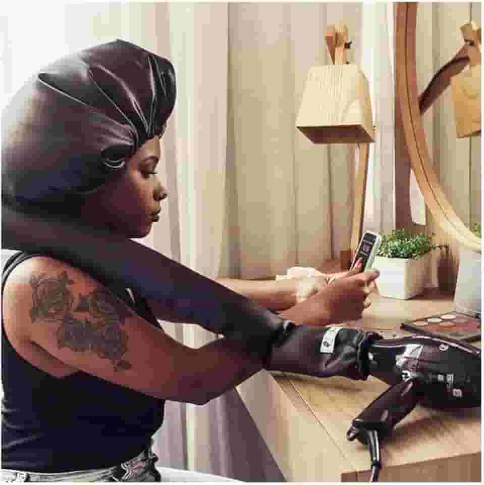 Touca Difusora Secadora De Cetim Seda Preto Anti Frizz