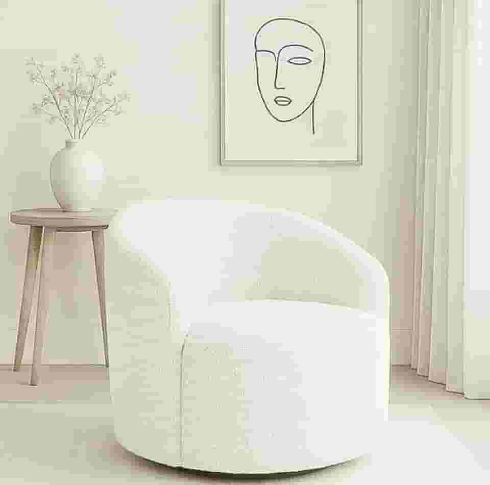 Poltrona Grécia Orgânica Decorativa em Tecido Boucle | Moderna Elegante Confortável com Almofadas (CRU)