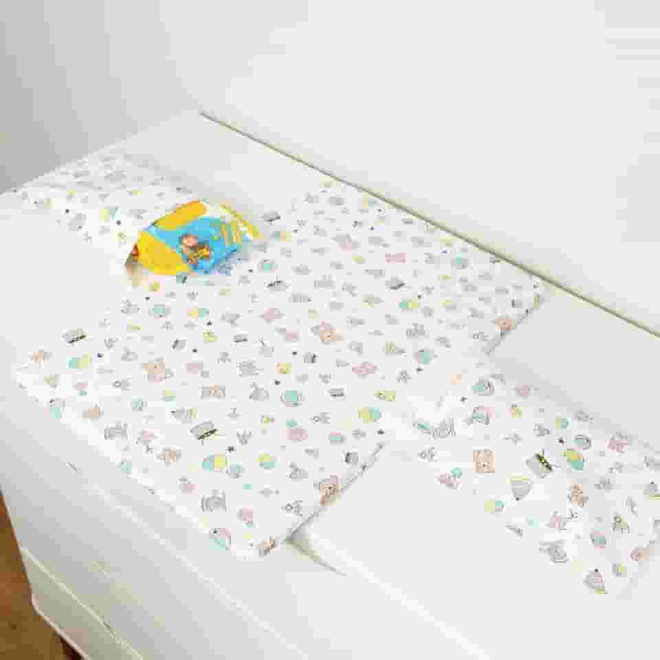 Trocador de Fraldas Portátil Impermeável com Bolsos – Dobrável, Leve e Fácil de Limpar para Passeios e Viagens