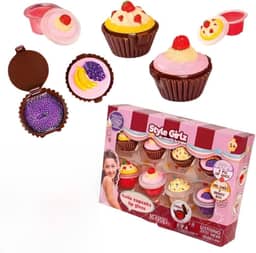 Kit com 8 Cupcake Gloss Infantil Girls – Hidratante Labial Brilhante, Cores e Aromas Sortidos | Batom Infantil Divertido e Seguro em Formato de Cupcake para Meninas – Brilho, Diversão e Cuidado com os Lábios!