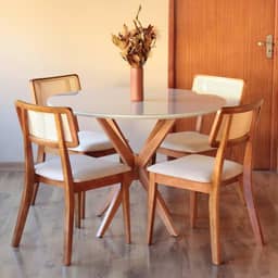 Sala de Jantar Mesa de 90cm Redonda Off White com 4 Cadeiras em Madeira Maciça e Telinha Rattan