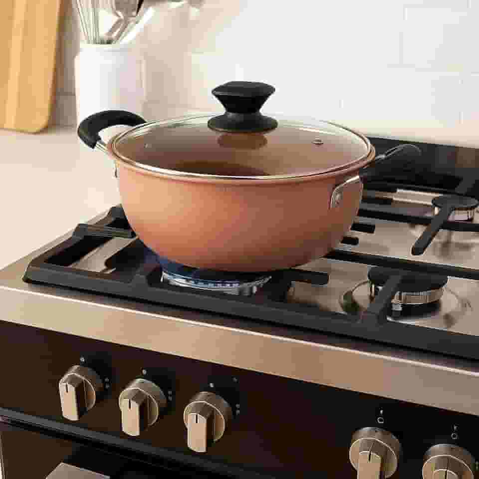 Panela redonda antiaderente em aço carbono com tampa e cesto para frituras