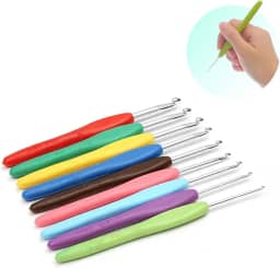Kit 9 Agulhas de Crochê, Cabo Emborrachado Colorido, Pontas em Alumínio