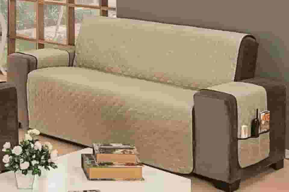 Protetor De Sofá Impermeável 3 Lugares Padrão Liso Dupla Face Tecido Microfibra Kaqui/Marrom