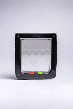 Petlon Porta Portinha Pet Gato Ou Cão Preta Tam 27 5Cm X 24 5Cm