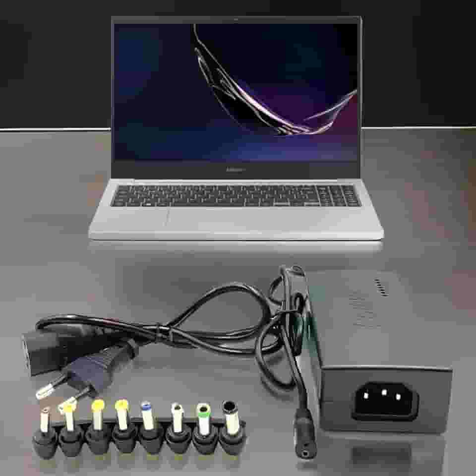 Carregador Premium Universal 120W Para Notebook, Laptop, TV, Monitor, Painel De LED, Bivolt 110/220V, 9 Adaptadores, Multi Conectores, Fonte Universal Para Diversas Marcas, Marca VARENZIA