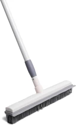 Simplo - Vassoura Emborrachada com Rodo Multiuso 2 em 1 Varre, Seca e Tira Pelos de Carpetes e Tapetes Limpa Pisos e Vidros