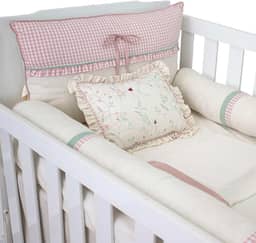 Enxoval Kit para Berço Americano em linho Bordado Joaninha Doce Encanto Jardim Xadrez rosê