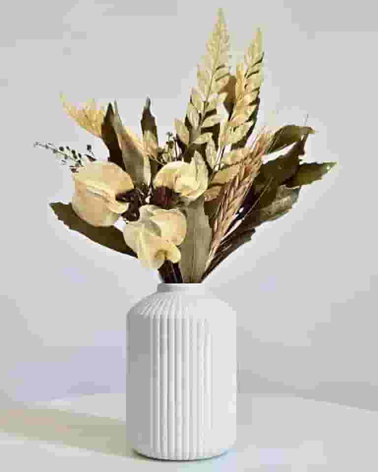 Arranjo De Flores Secas Decorativo Vaso Garrafa Cilíndrica
