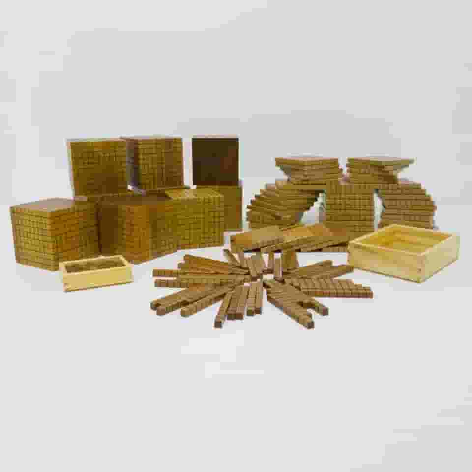 Material Dourado 111 peças - Caixa em madeira, Supertela Artefatos de Madeira, 1000