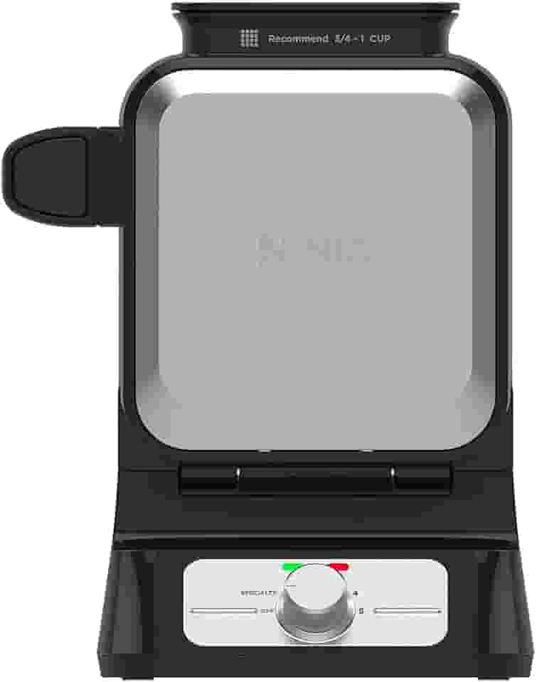 Ninja BW1001 NeverStick PRO fabricante de waffle belga, design vertical, 5 configurações de sombra, com copo de precisão e guia de receitas curado pelo chef, preto e prata