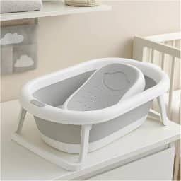 PIPDIP Kit Banheira Dobrável para Bebê, Modelo 2 em 1, Com Encosto, Capacidade de até 44 Litros, Portátil, Plástico e Borracha, Branco e Cinza.