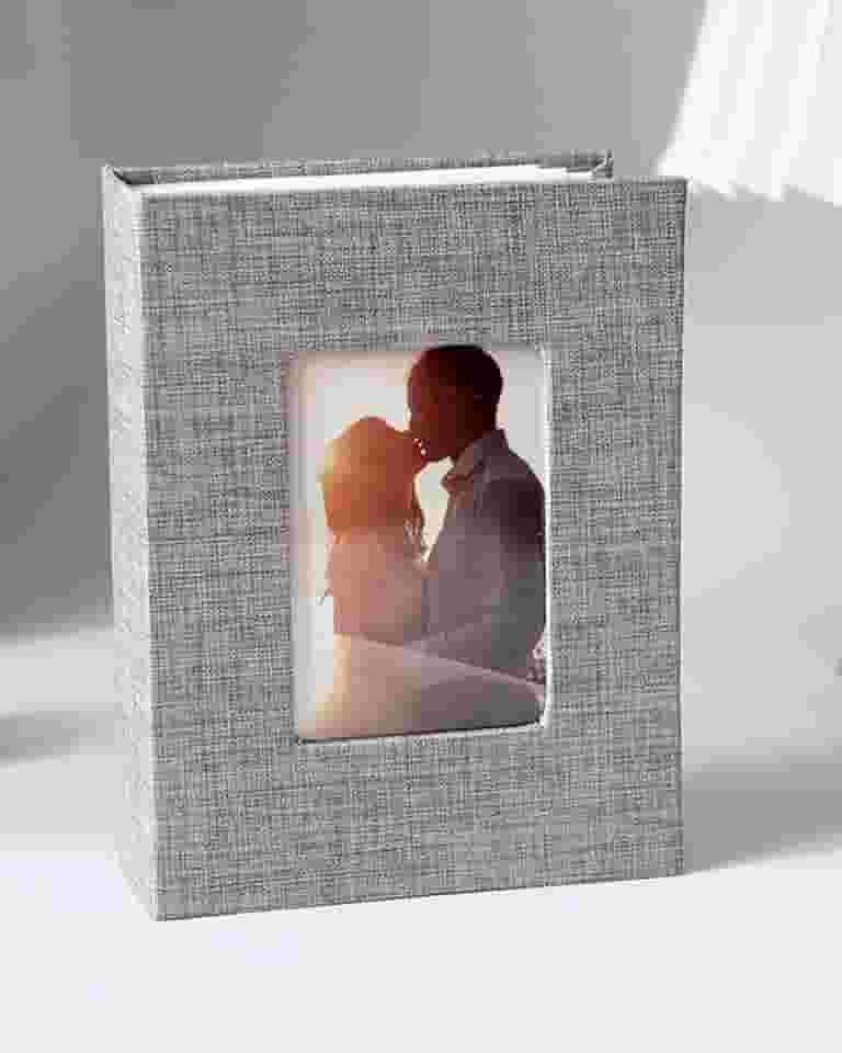 Álbum de fotos 10 x 15 com capa de linho, pequeno álbum de fotos para 100 fotos, álbum de fotos portátil para família, livro de fotos de férias (cinza)