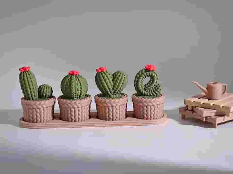 Conjunto Decorativo de Cactos, Verde e Rosa, 4 Vasos com Base, Estilo Love, Decoração para Casa