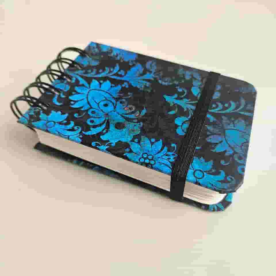 Mini Sketchbook para Aquarela 11x8 cm, Capa Dura Espiral, 40 folhas/ 80 páginas 300g Montval - sem ácido, prensado a frio grão fino, blocos de papel para artistas, caderno para pintura artística profissional, livro de aquarela de bolso (Preto)